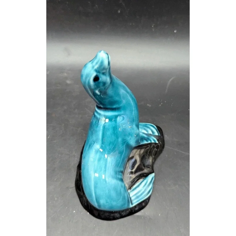 Vintage Turquoise Seal On Rock‎ Poole Pottery England Figurine Sculpture 2.5